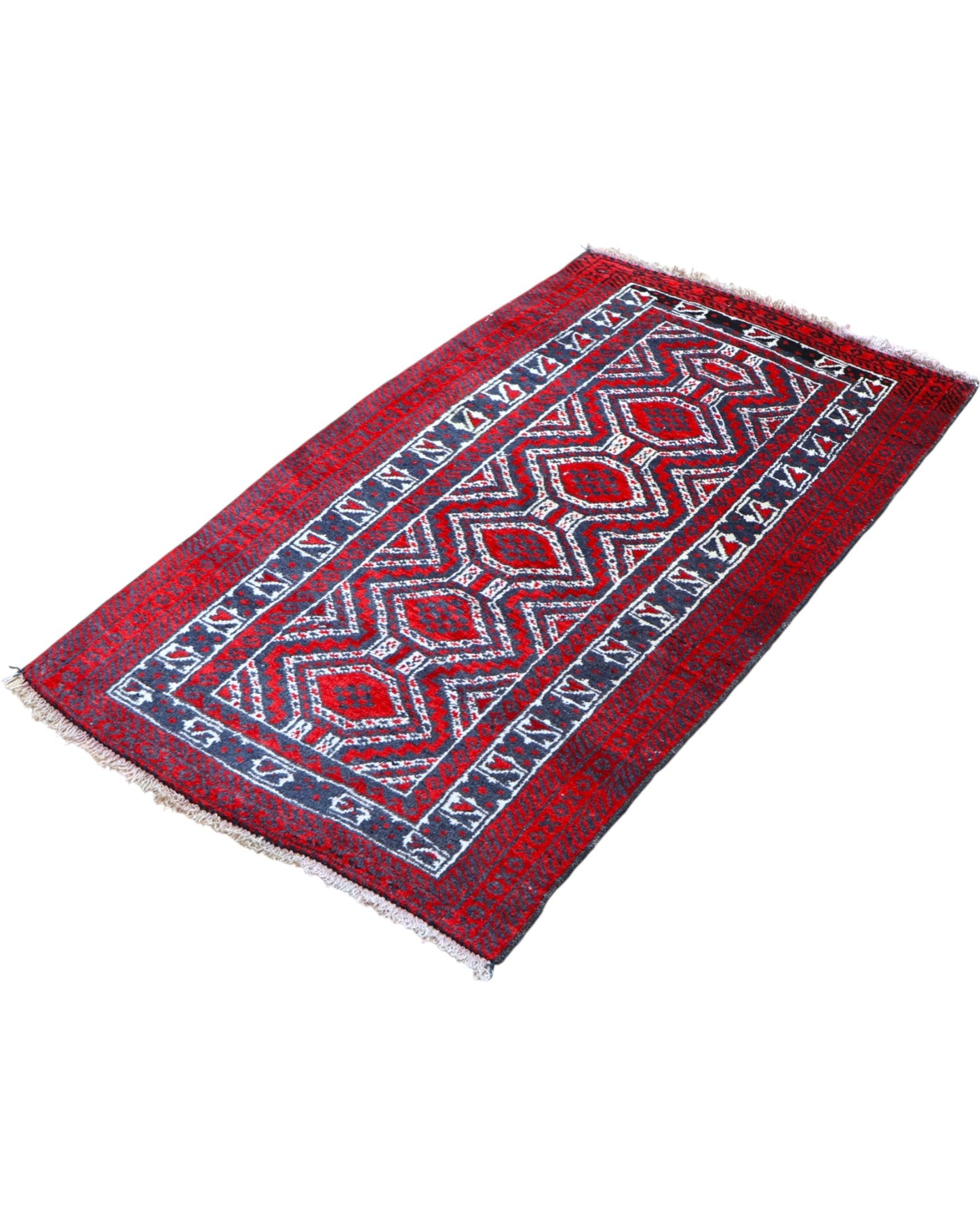 tappeto baluchistan 147x90 cm fatto a mano con motivi geometrici su fondo rosso