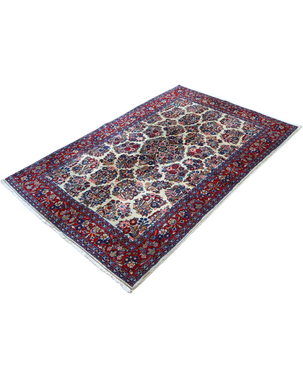 Tappeto Isfahan floreale avorio 215x138 cm in camera da letto