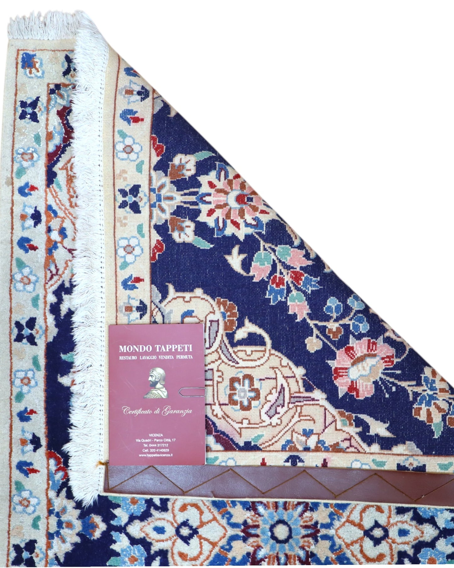 Tappeto Nain 208x63 cm, corridore persiano annodato a mano in lana e seta, fondo blu con motivi floreali avorio.