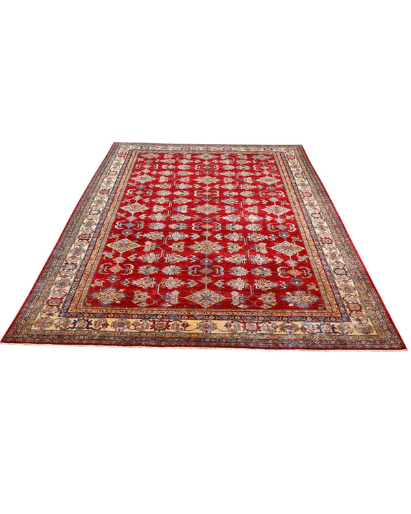 Tappeto Kazak 445x307 cm afghano, annodato a mano, con fondo rosso e motivi geometrici in azzurro, avorio e oro.