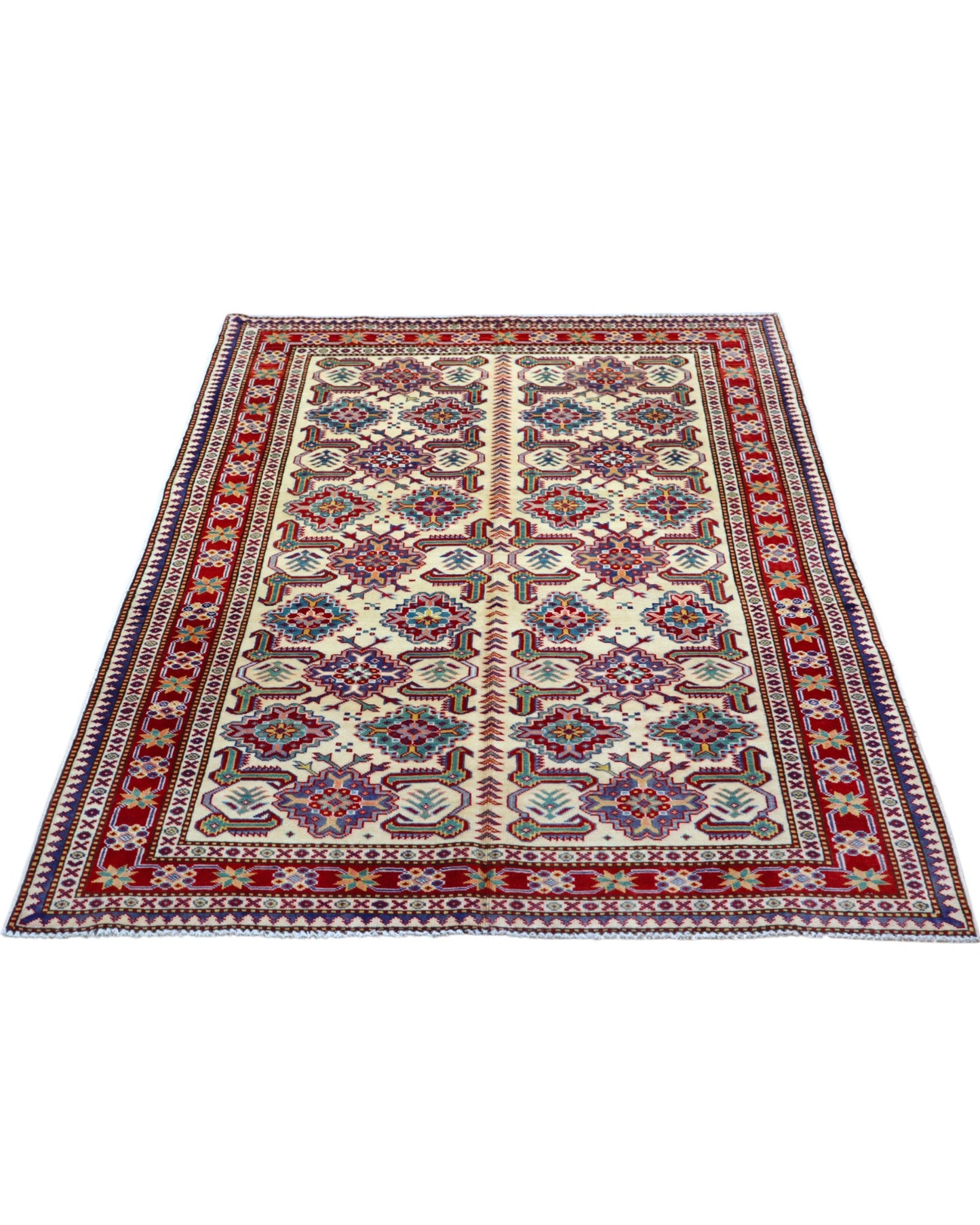 Tappeto Shirvan 165x122 cm con motivi geometrici e floreali in rosso, blu, verde e crema su fondo beige.