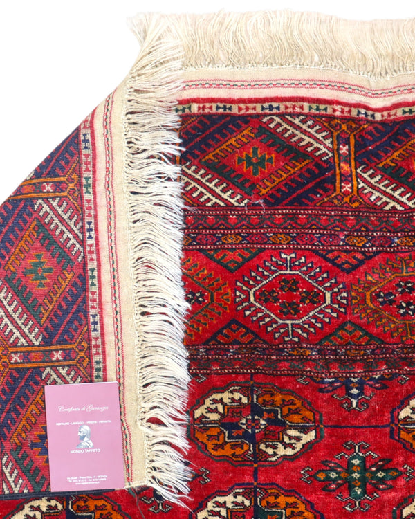 Tappeto Moderno persiano 273x167 cm con fondo avorio e motivi floreali rossi stilizzati, tramato ed annodato a mano.