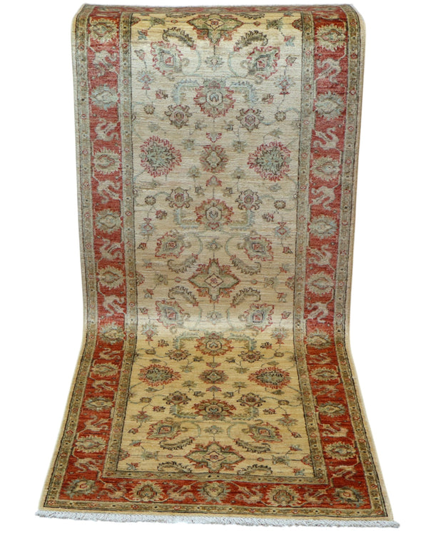 Tappeto Farahan 204x80 cm annodato a mano con motivi raffinati e fondo chiaro.