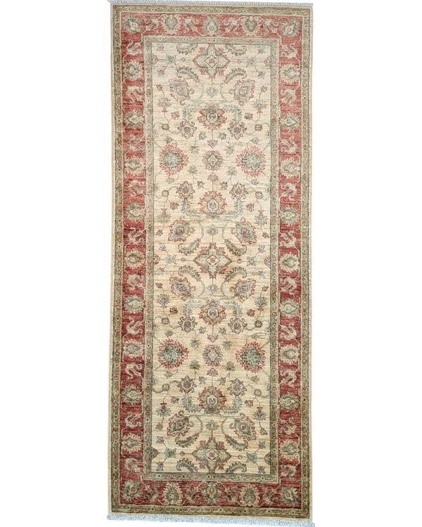 Tappeto Farahan 204x80 cm annodato a mano con motivi raffinati e fondo chiaro.