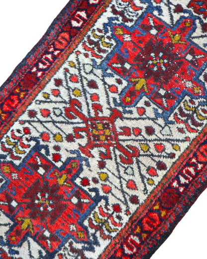 Tappeto Gharage persiano annodato a mano 238x65 cm in lana e cotone, realizzato con colori vegetali.