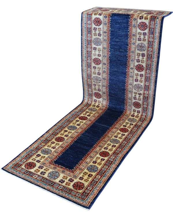 Tappeto Kazak 237x79 cm fondo blu annodato a mano in lana e cotone.