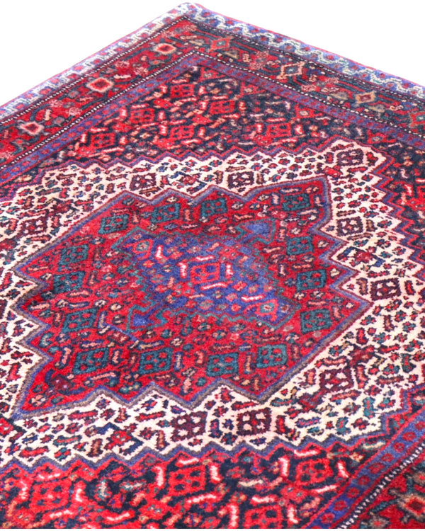 Tappeto persiano 140x118 cm rosso per ambiente interno elegante