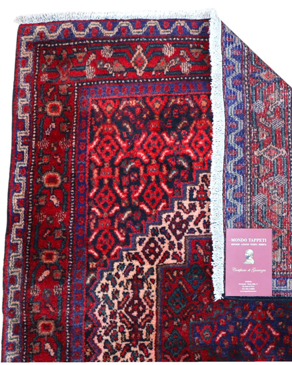 Tappeto elegante 140x118 cm rosso stile persiano in spazio moderno
