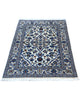 Tappeto Kashan avorio 150x107 cm con medaglione in salotto raffinato
