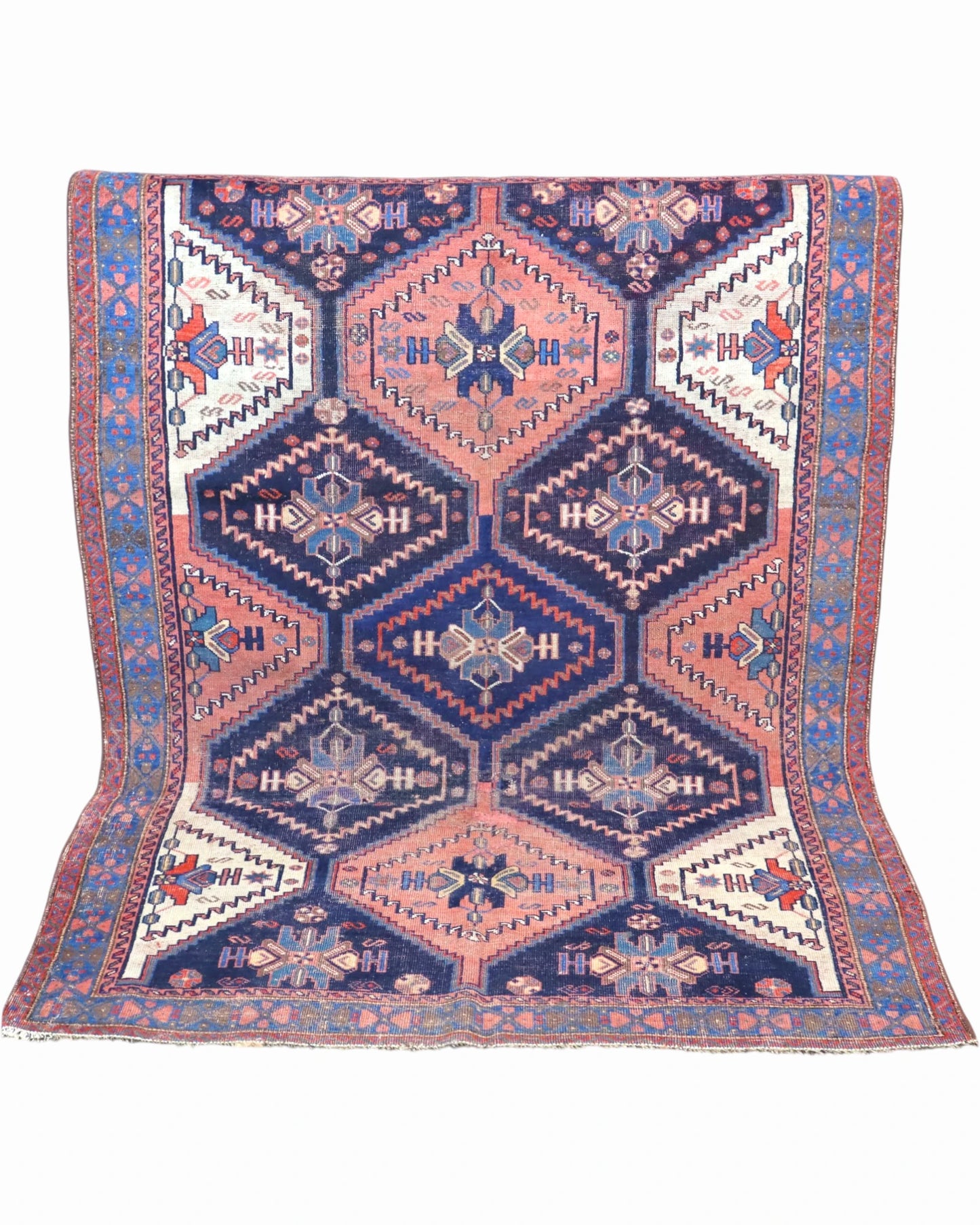 Tappeto Afshari Antico 185x137 cm annodato a mano con grandi losanghe geometriche su fondo blu.