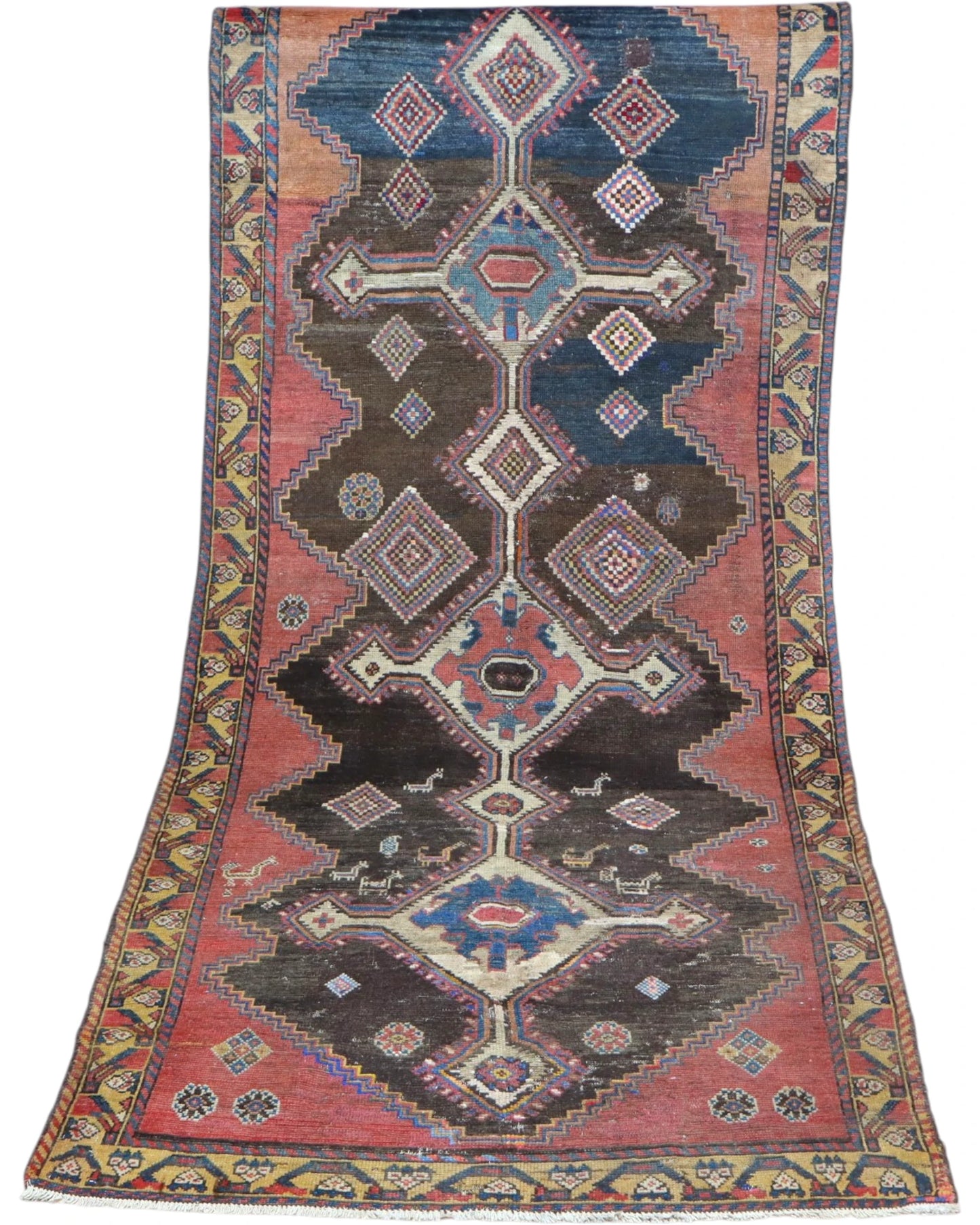 Tappeto Bakhtiyari 238x105 cm annodato a mano con medaglioni geometrici su fondo rosso e blu.