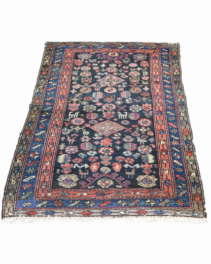 Tappeto Malayer Antico 161x102 cm annodato a mano con motivi geometrici e floreali su fondo blu.
