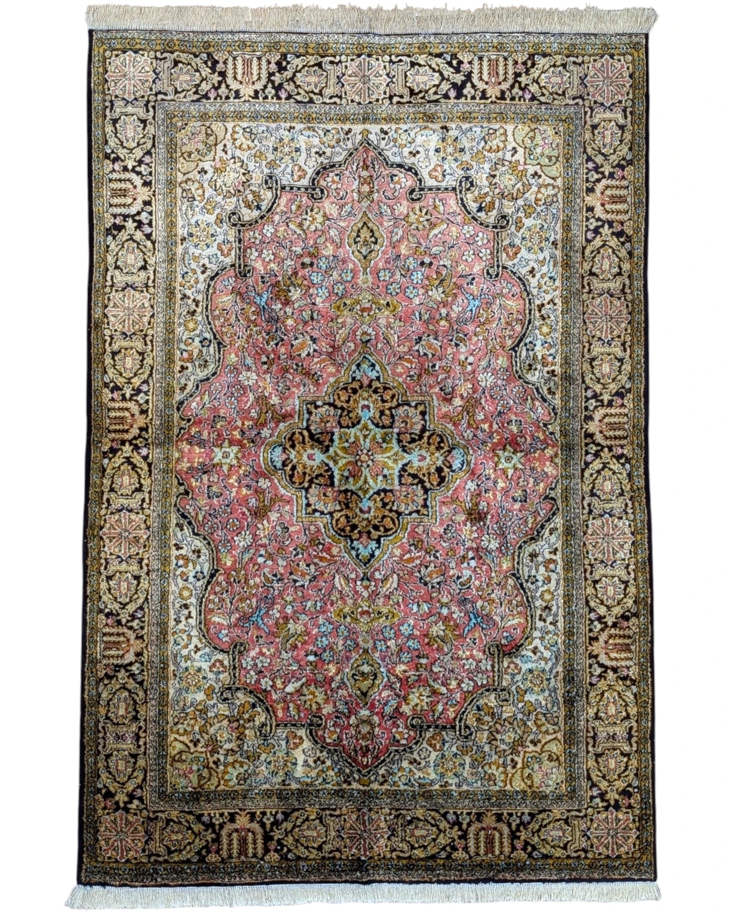 Tappeto 160x107 cm rosso e blu con motivo floreale in soggiorno elegante