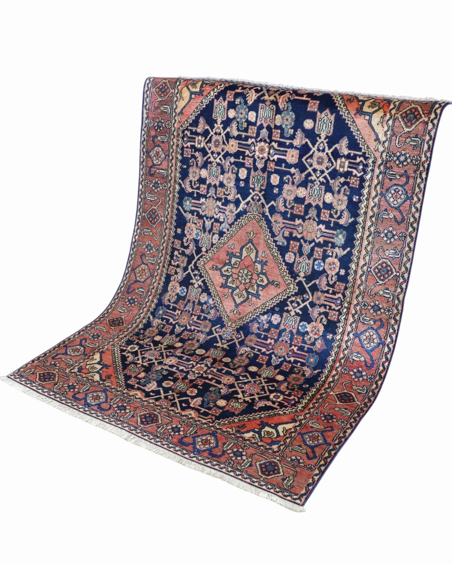 Tappeto Malayer Antico 191x132 cm con bordure decorate e grande medaglione centrale persiano.