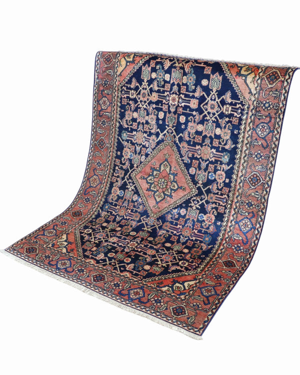 Tappeto Malayer Antico 191x132 cm con bordure decorate e grande medaglione centrale persiano.
