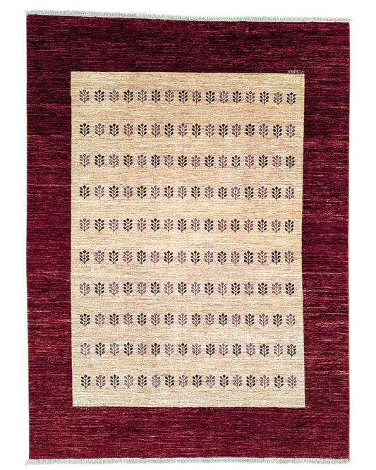 Tappeto moderno "Campo di Grano" 240x280 cm, disegno originale di Darius, spighe stilizzate, campo beige, bordo rosso rubino, annodato a mano, certificato di autenticità incluso.