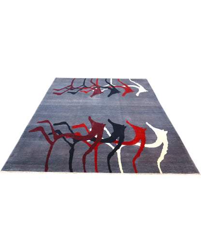 Tappeto Moderno persiano 293x200 cm con fondo grigio e motivi astratti in rosso, nero e avorio, tramato ed annodato a mano.