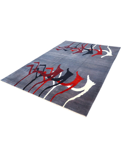 Tappeto Moderno persiano 293x200 cm con fondo grigio e motivi astratti in rosso, nero e avorio, tramato ed annodato a mano.