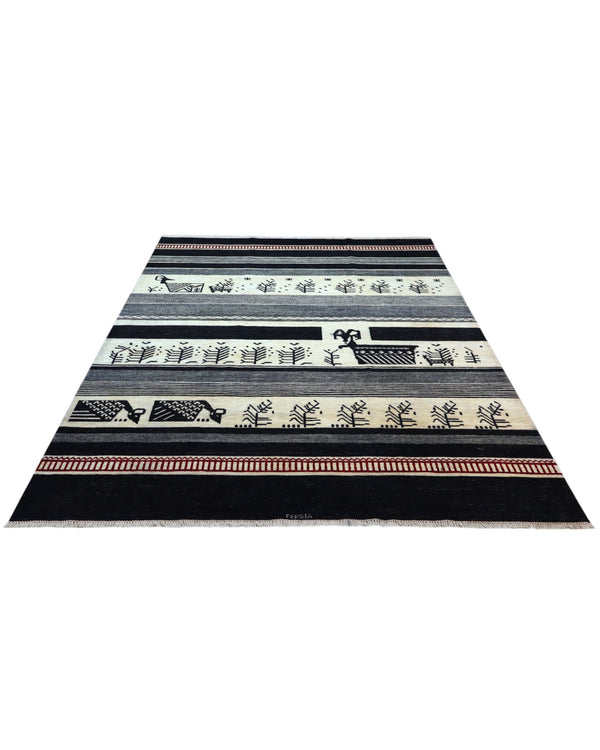 Tappeto Moderno 291x205 cm con fasce in nero, grigio e avorio e motivi stilizzati pastorali, tramato ed annodato a mano, provenienza Afghanistan.