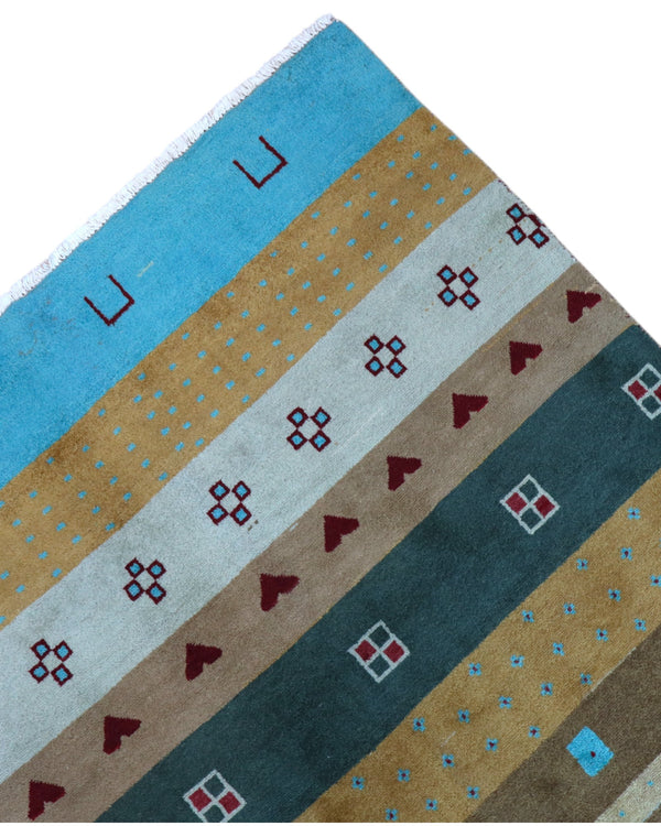 Tappeto Moderno persiano 276x185 cm con fasce multicolori in azzurro, beige, rosso e marrone, tramato ed annodato a mano.