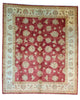 Tappeto Farahan 298x255 cm annodato a mano con motivi floreali su fondo rosso e bordura beige chiaro.