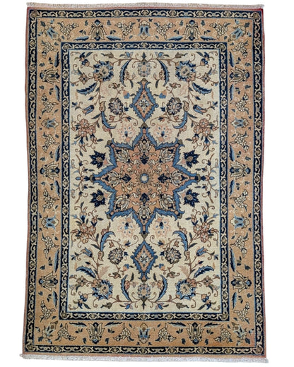 Tappeto persiano 159x106 cm beige con medaglione floreale in soggiorno elegante