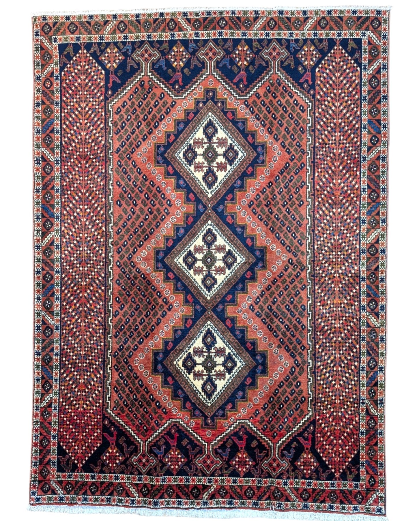 Tappeto 231x168 cm rosso terracotta e blu con motivo geometrico per soggiorno elegante.