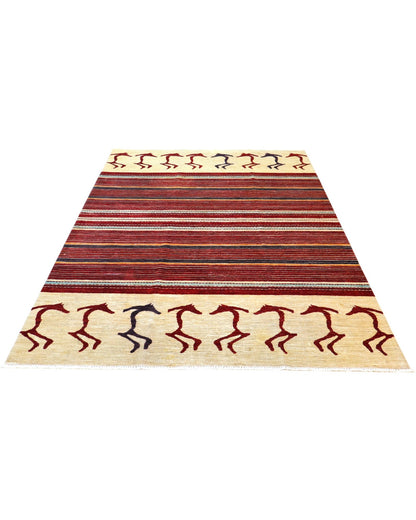 Tappeto per soggiorno 287x195 cm a righe bordeaux e crema in stile persiano moderno.