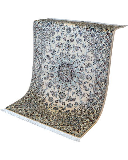 Tappeto Nain 174x116cm con motivi floreali raffinati