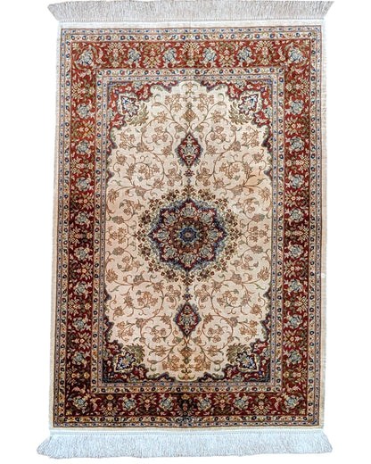 Tappeto Persiano Isfahan 170x110 cm rosso con medaglione, ideale per soggiorno elegante