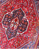 Tappeto Shiraz 233x150 cm, un capolavoro artigianale in rosso e blu.