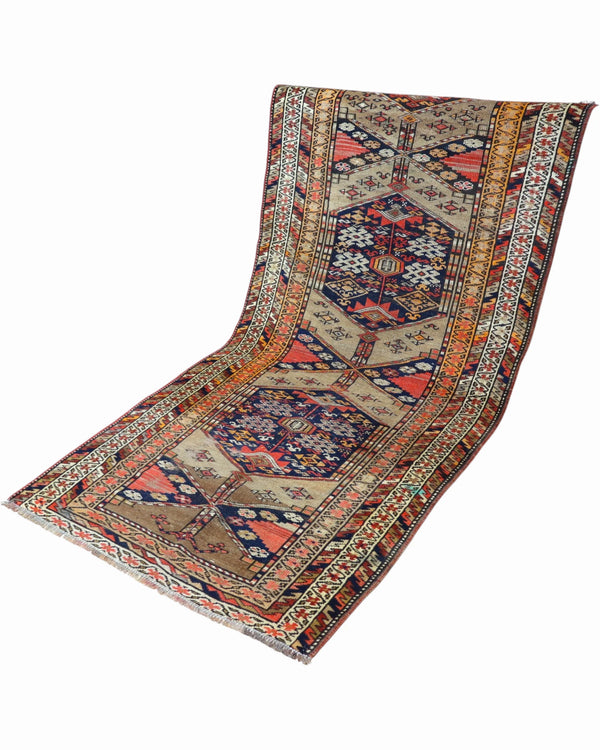 Tappeto Persiano Zanjan Antico 268x123 cm in lana con motivi geometrici e dettagli tribali.