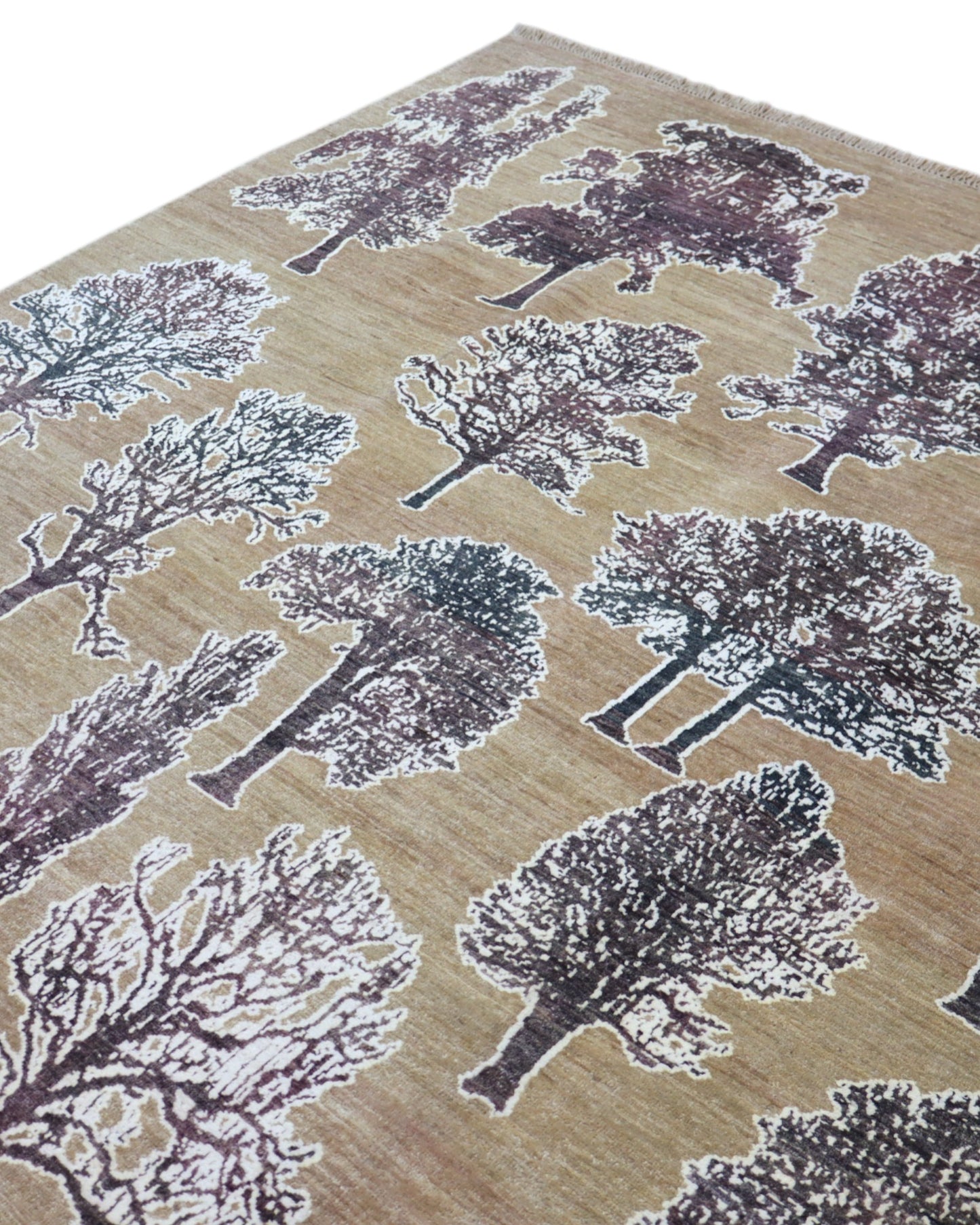 Tappeto moderno 300x202 cm Persia con motivo di alberi stilizzati su fondo beige, annodato a mano in lana naturale.