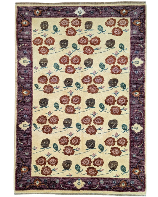 Tappeto Ziegler annodato a mano 180x126 cm con motivi floreali su fondo avorio e bordura viola.