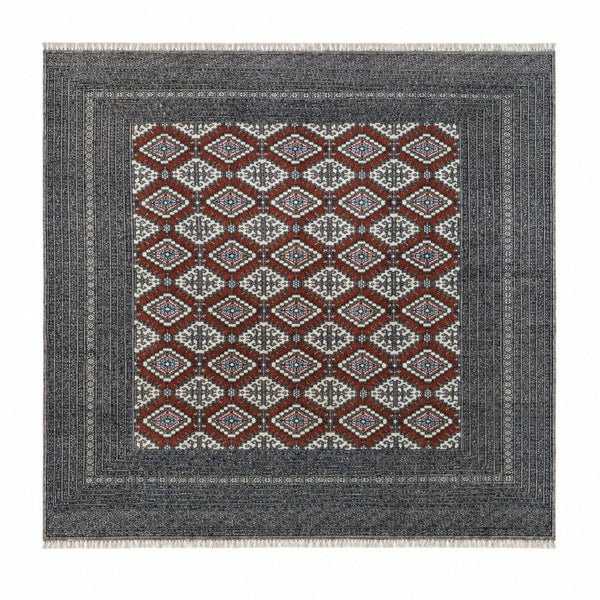 Bukhara rug 230x249cm