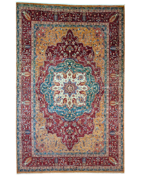 Tappeto Farahan 371x240 cm annodato a mano, rettangolare, fondo rosso con medaglione centrale e motivi ornamentali, realizzato in cotone e lana con colori vegetali.