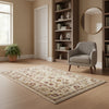 Tappeto Farahan Ziegler beige annodato a mano in Afghanistan. Realizzato in lana e cotone con colori vegetali, presenta motivi floreali raffinati e un’eleganza senza tempo.
