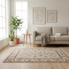Tappeto Farahan beige, annodato a mano in Afghanistan con lana di alta qualità e colori vegetali naturali. Eleganza sobria e tradizione artigianale in un capolavoro senza tempo.