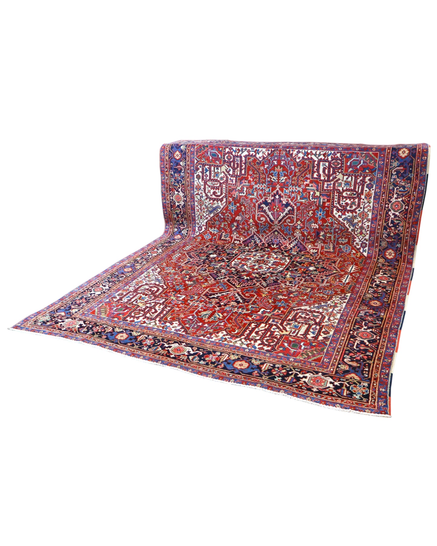 Tappeto Heriz persiano 336x248 cm, annodato a mano in lana e cotone, con medaglione geometrico e motivi floreali tradizionali.