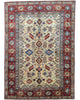 Tappeto Kazak afgano, beige e rosso con motivi geometrici multicolore, annodato a mano, 204x147 cm.