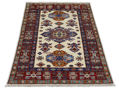 Tappeto Shirvan 145x100 cm, annodato a mano, lana pregiata con motivi geometrici e floreali caucasici.