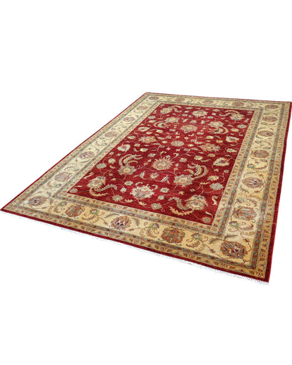 Tappeto Ziegler 307x215 cm con fondo bordeaux, motivi floreali avorio e dettagli verdi, tramato ed annodato a mano, provenienza Afghanistan.