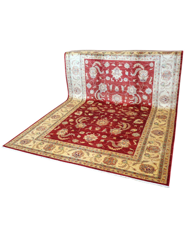 Tappeto Ziegler 307x215 cm con fondo bordeaux, motivi floreali avorio e dettagli verdi, tramato ed annodato a mano, provenienza Afghanistan.