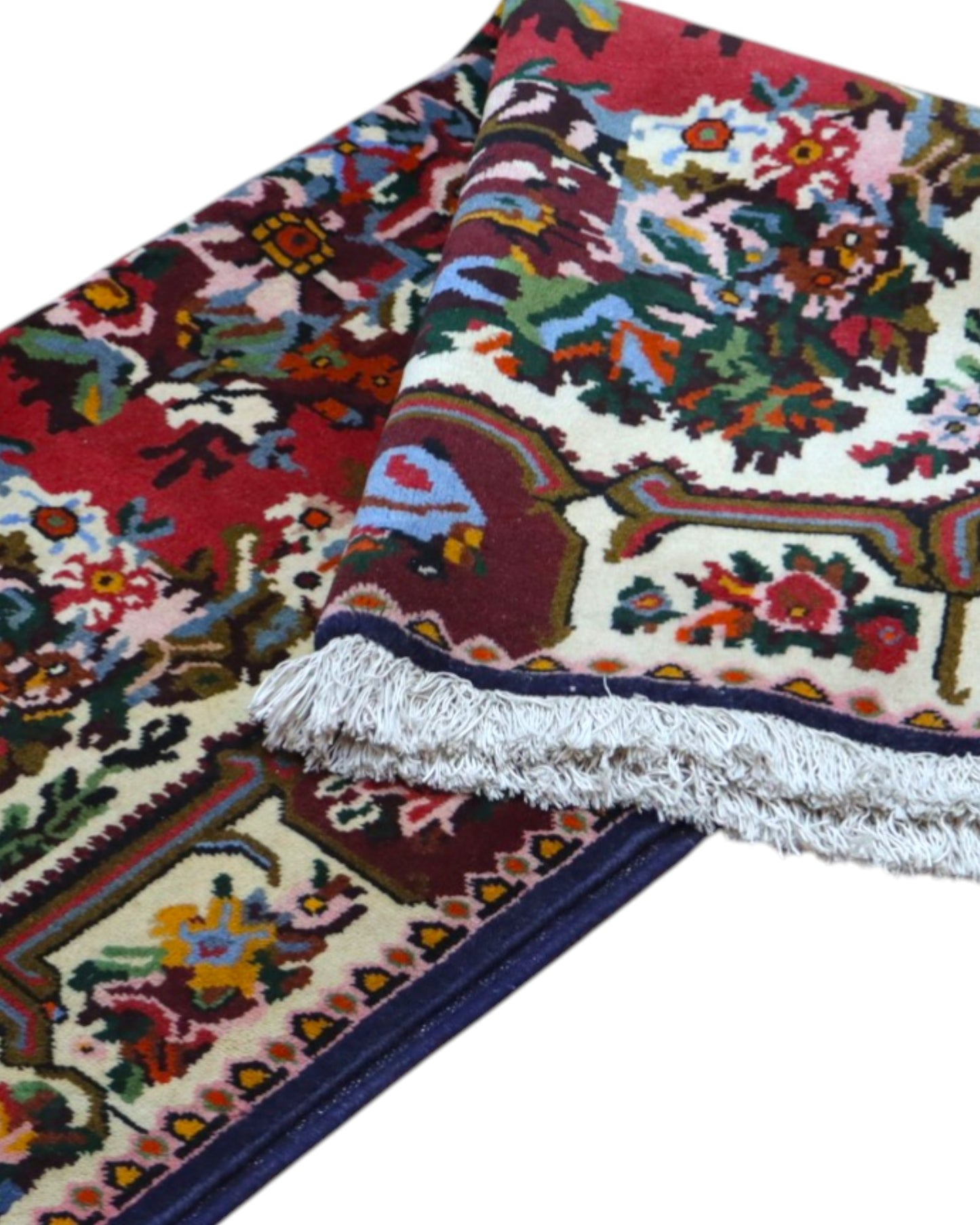 Tappeto elegante 153x107 cm multicolore stile persiano in spazio moderno