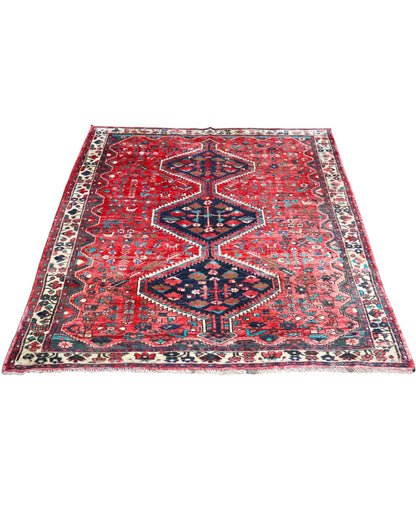 Tappeto elegante 210x160 cm con tre medaglioni persiani per studio classico.