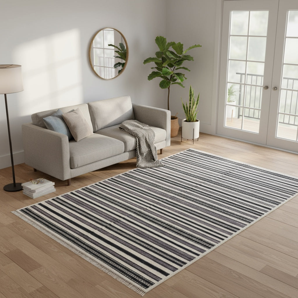 Tappeto moderno 198x150 cm, design "Strisce Nordiche" in beige, nero e grigio, artigianato tradizionale, certificato di autenticità incluso.