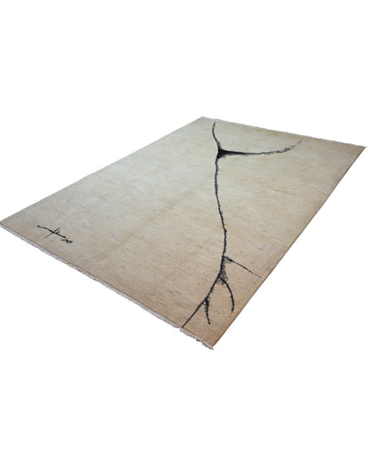 "Tappeto moderno beige con linee astratte nere, annodato a mano, 293x205 cm."