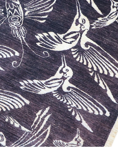 "Tappeto Moderno nero con uccelli stilizzati avorio, 281x200 cm."