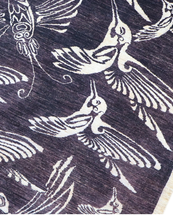 "Tappeto Moderno nero con uccelli stilizzati avorio, 281x200 cm."