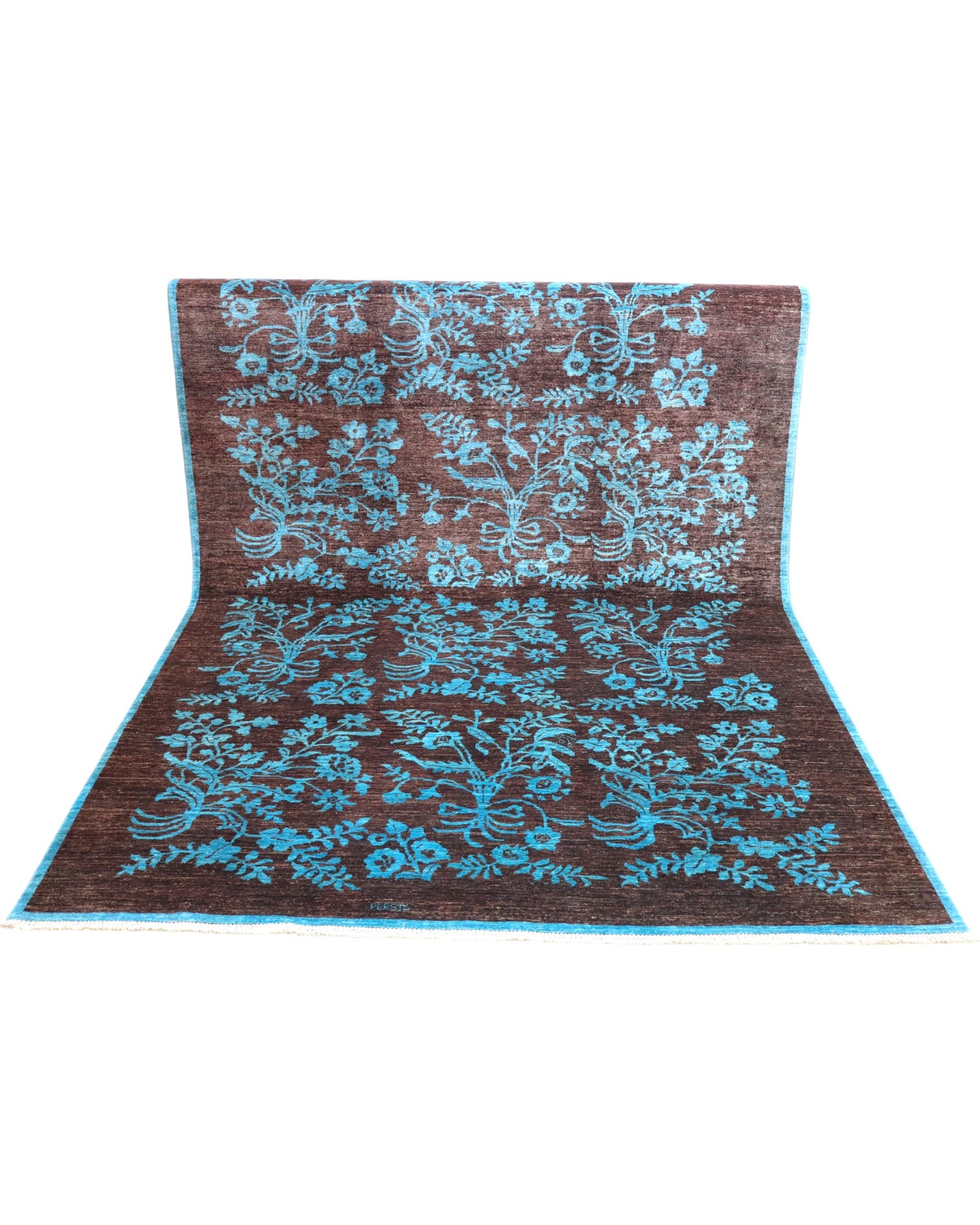 "Tappeto Moderno marrone con fiori turchesi ripetuti, 282x202 cm."